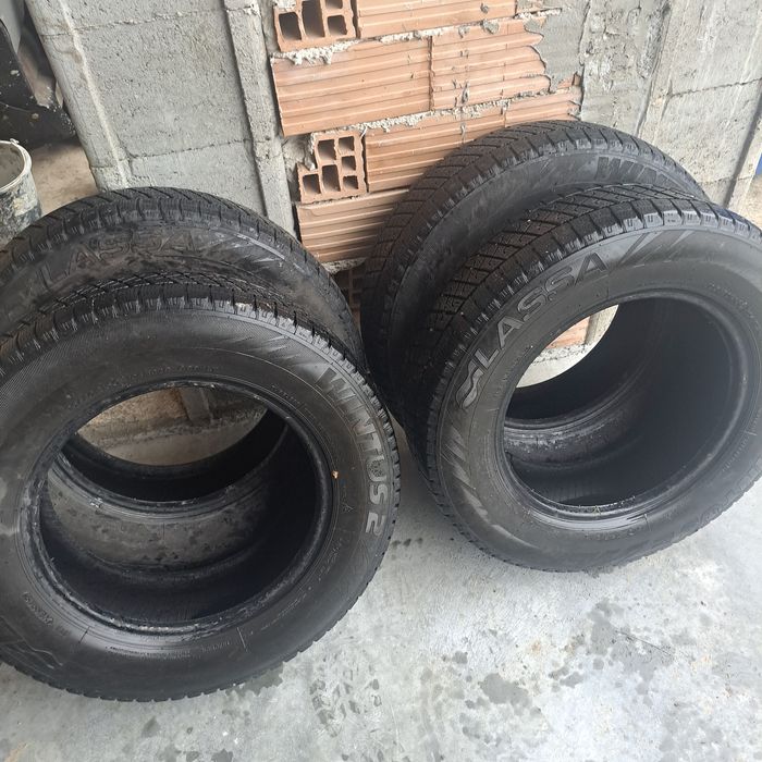 Зимни гуми за бус 195/70 15R