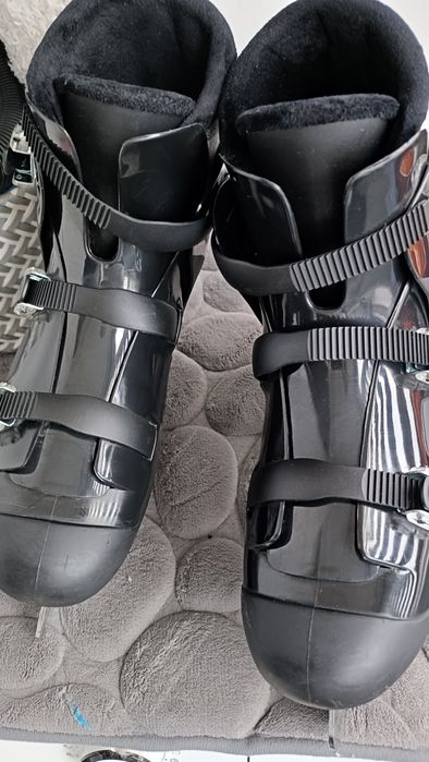 Patine gheata barbatesti 46-47,Roces stare perfecta