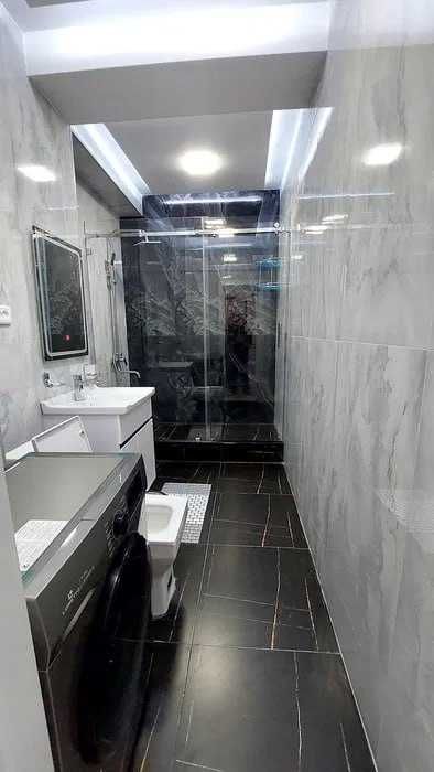 Сдаётся срочно 2- комнатная квартира ул. Бобур 827*