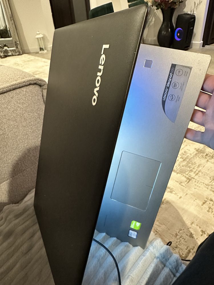 Laptop Lenovo Ideea pad 520 i5
