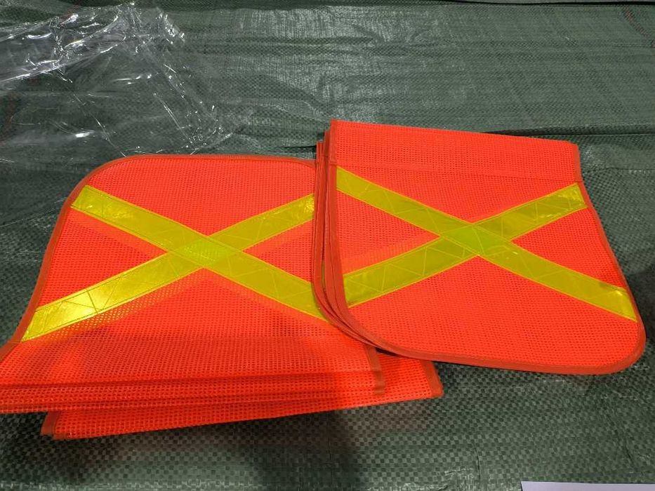 Светоотражающий флажок (30х30 см)