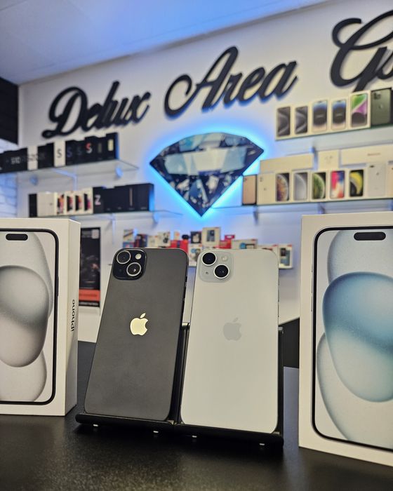 Iphone 15 / Black/Blue / 128 GB / DeluxGSM