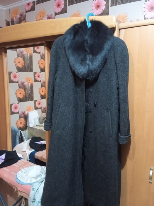 Пальто зимнее производство Австрия.