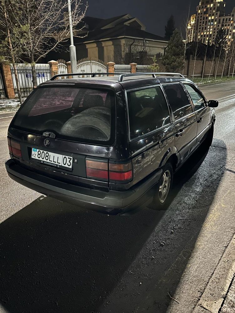 Passat b3 универсал,инжектор 2Е