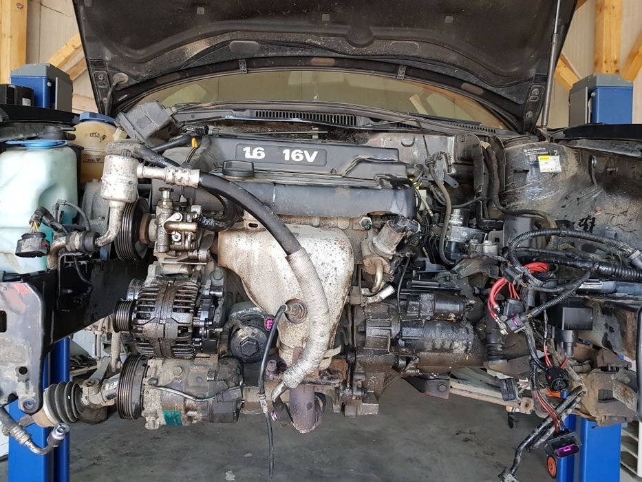 Compresor AC Volkswagen 1J0820803F
