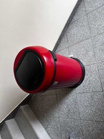 Кош за смет Brabantia Touch – 60L, Passion Red –  – 150 лв.
