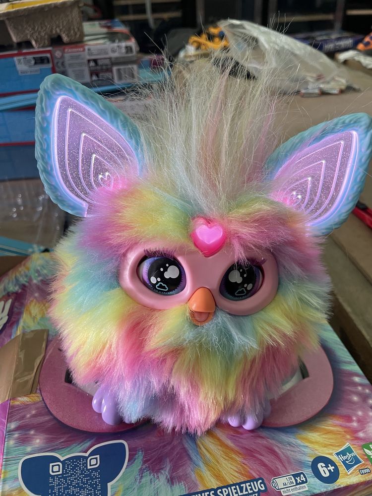 Jucarie interactiva Furby