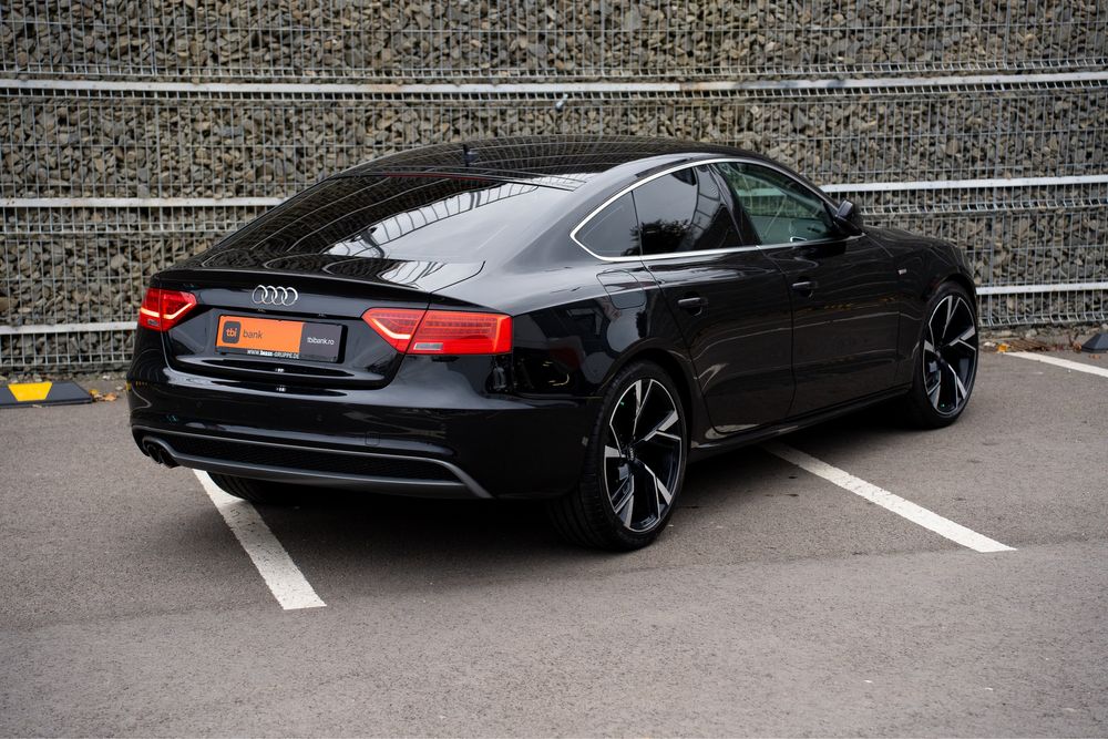 Audi A5 2015 S-Line Rate/Garantie/Revizii