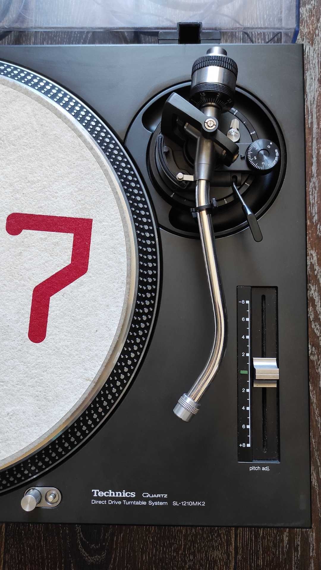 Проигрыватель винила Technics SL-1210MK2