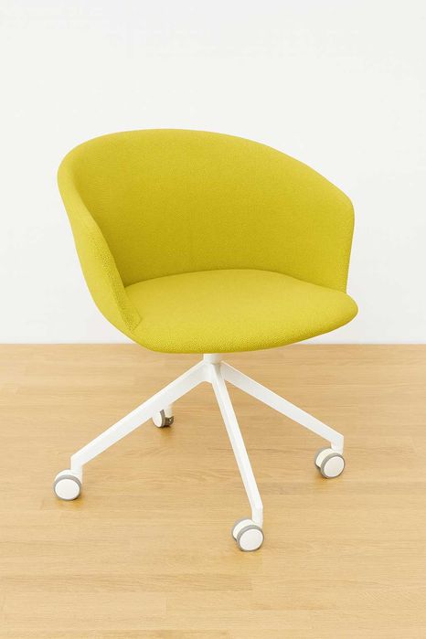 Дизайнерско Офис Оборудване - бюра, столове, дивани, кресла и други