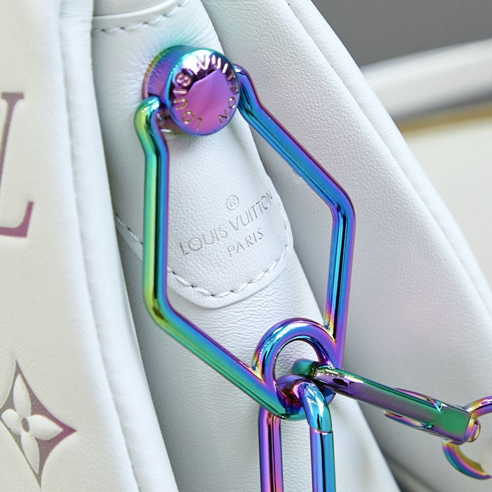 Louis Vuitton Coussin BB