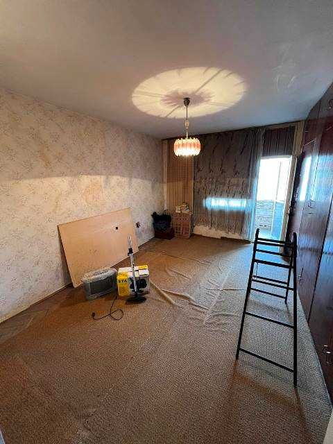 Продава се Тристаен апартамент в Търговище, Център - 90 кв.м за 935 €/кв.м - Снимка #1