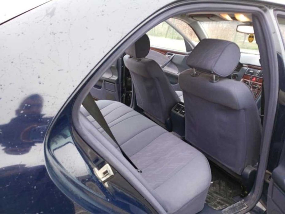 Mercedes E class   w210