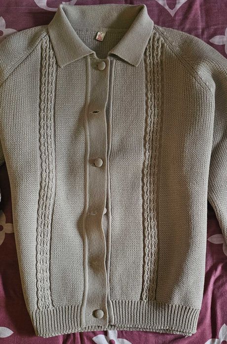 Кофта новая шерстяная пр-ва Югославия. Женская. 52 р-р.