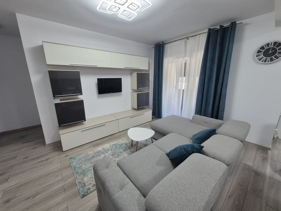 Apartament 3 camere ( chirie )