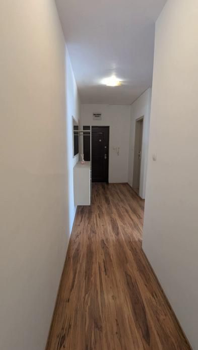 Дава се под наем Тристаен апартамент в София, Красно село - 90 кв.м за 700 € - Снимка #12