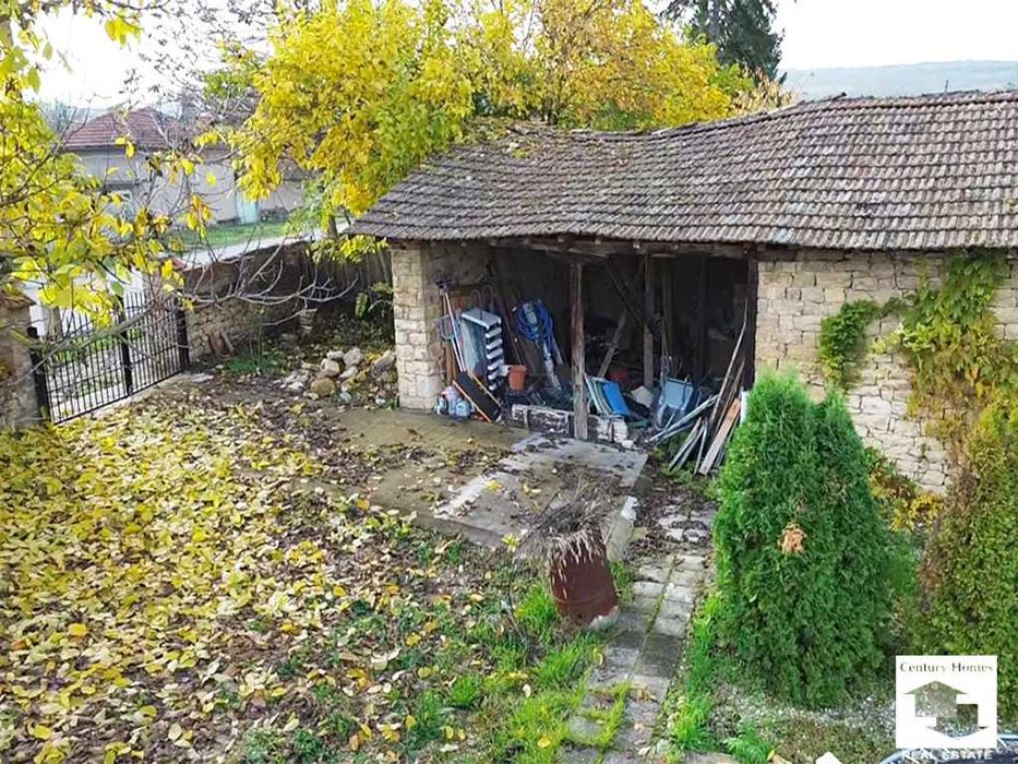 145312 ЕКСКЛУЗИВНО! Къща с равен двор и кладенец в с. Раданово