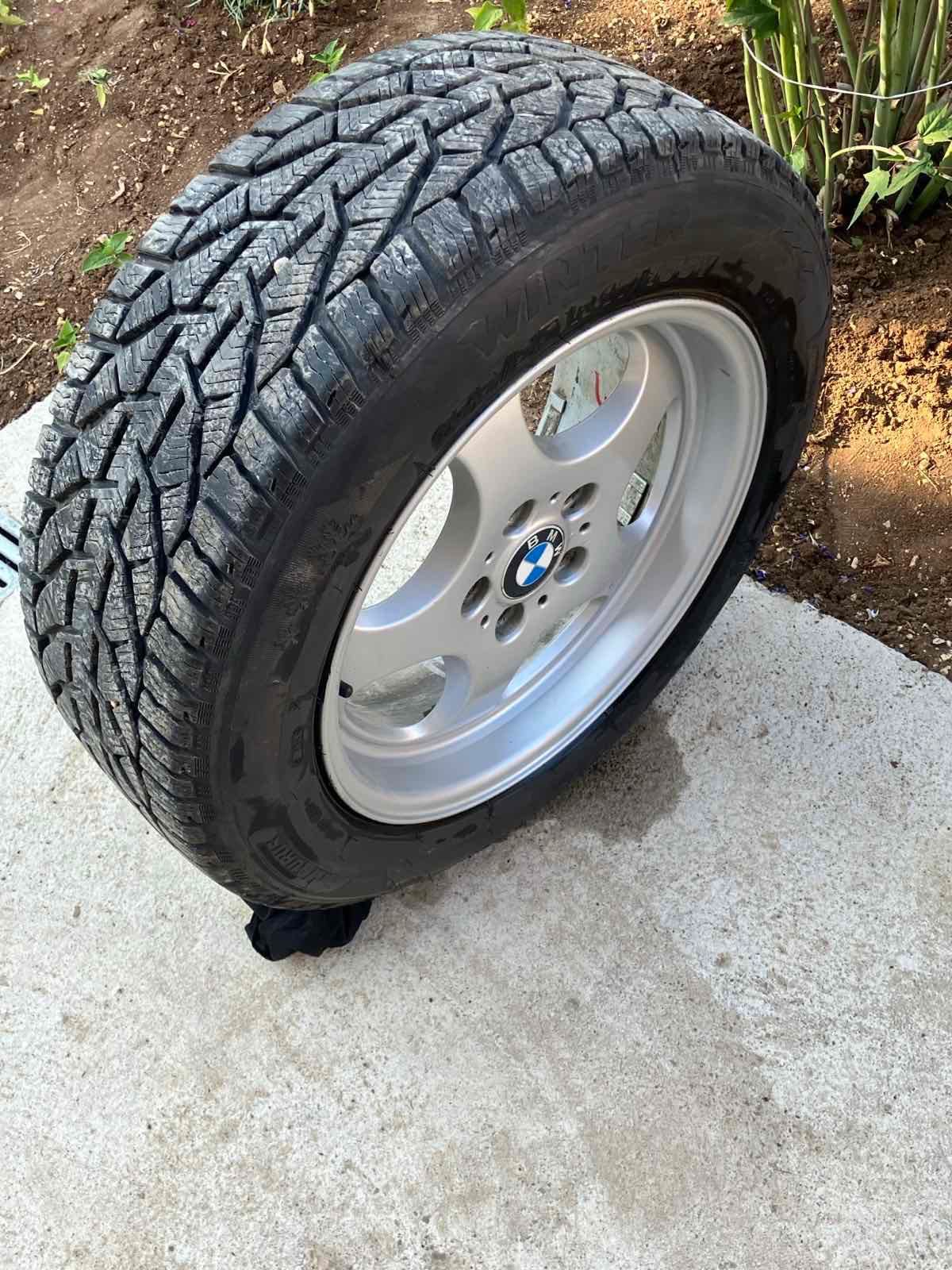 Зимни Гуми 235/55R17