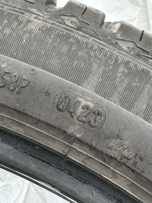 Vand set 2 anvelope All Seasons PIRELLI Cinturato SF2 225/40 R19