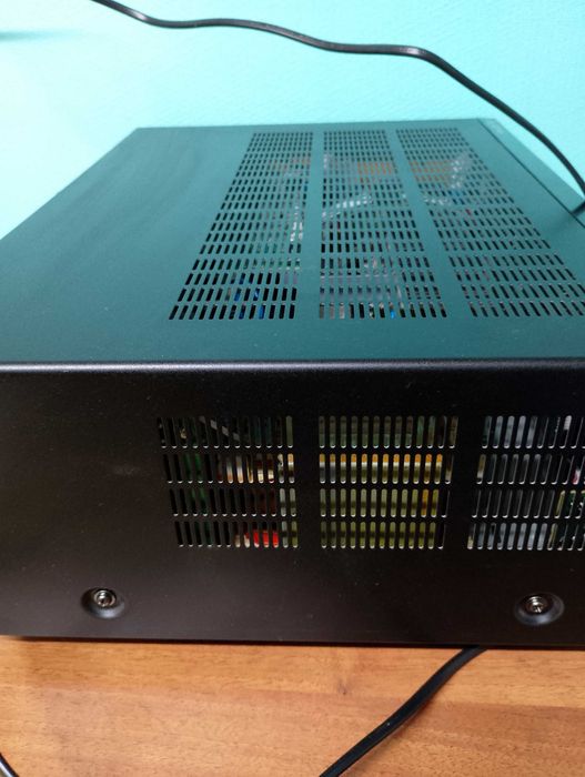 Ресивър Yamaha rx v673