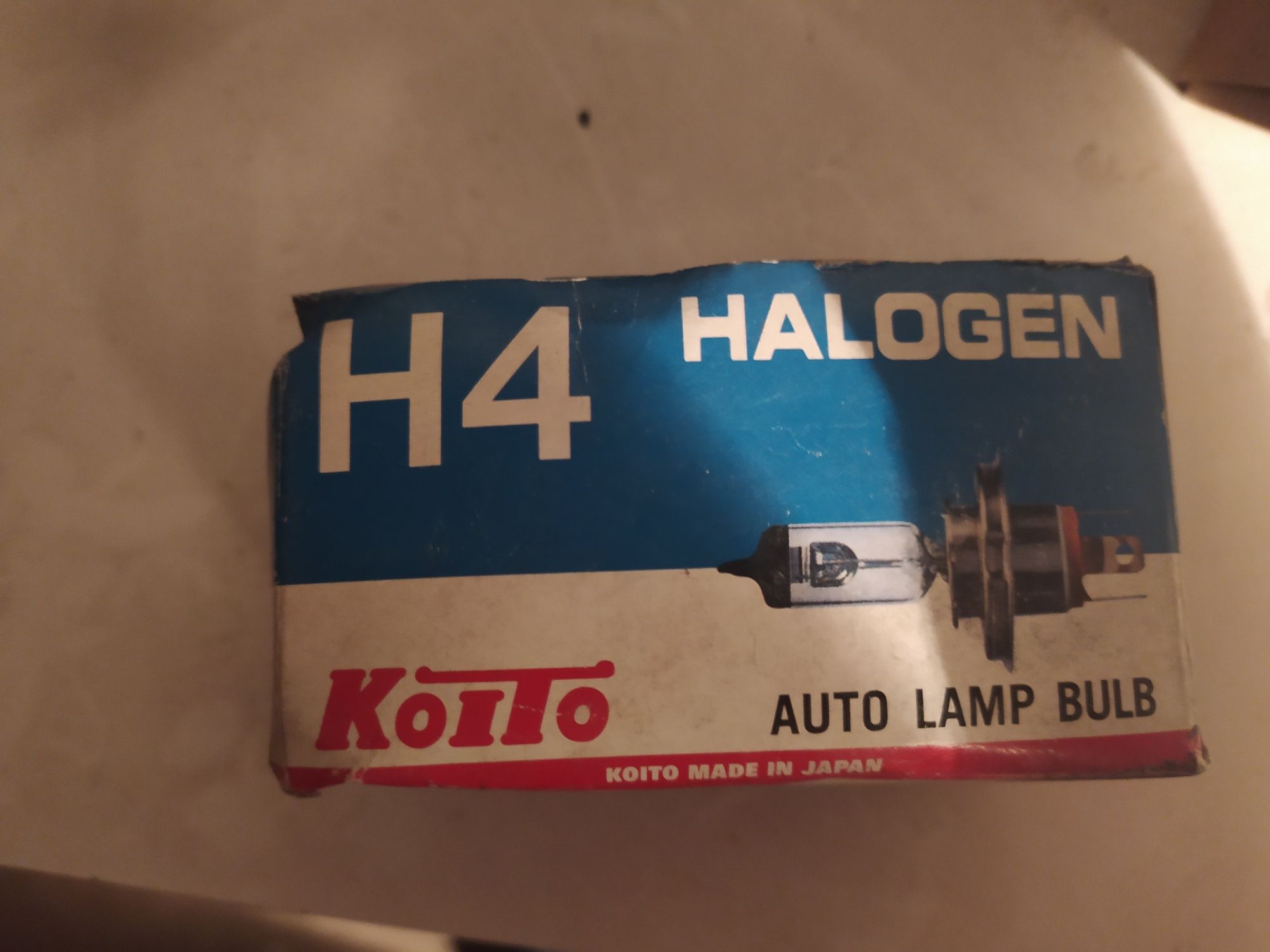 Лампа H4 KOITO для авто