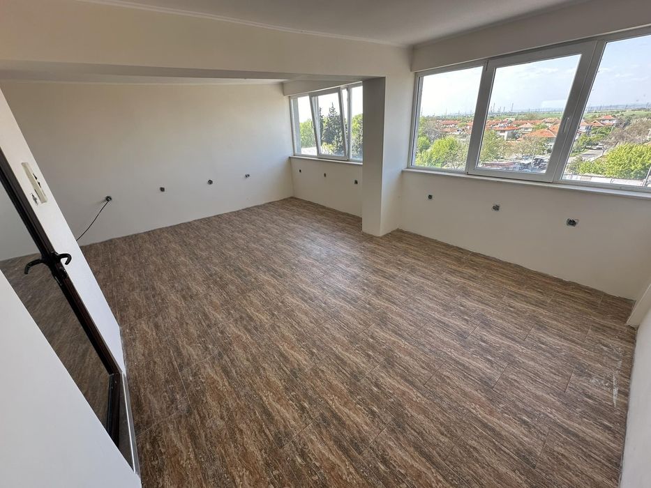 Продава се Едностаен апартамент в Бургас, Долно Езерово - 40 кв.м за 975 €/кв.м - Снимка #5