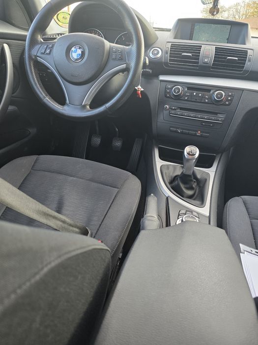 BMW seria 116 diesel, 2.0, an 2011, navigație, distribuție schimbata