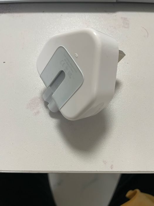 Зарядка на macbook