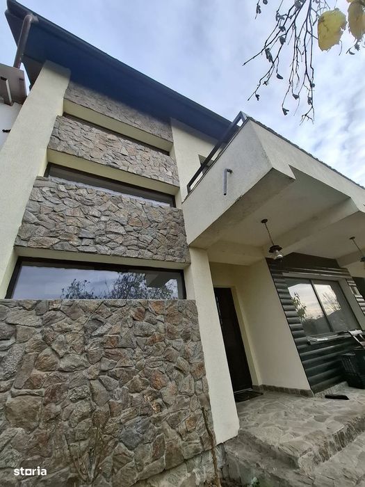 Vilă modernă P+1+M, 384m² utili+teren 1871m² Dăești jud Valcea