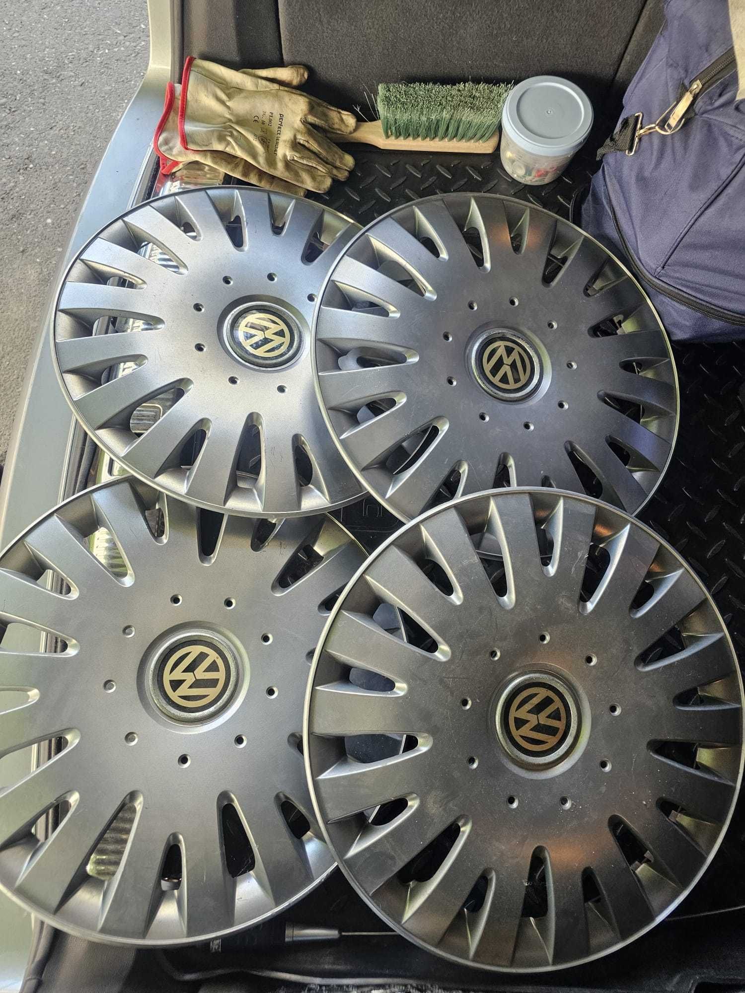 Capace roti r16 Volkswagen originale