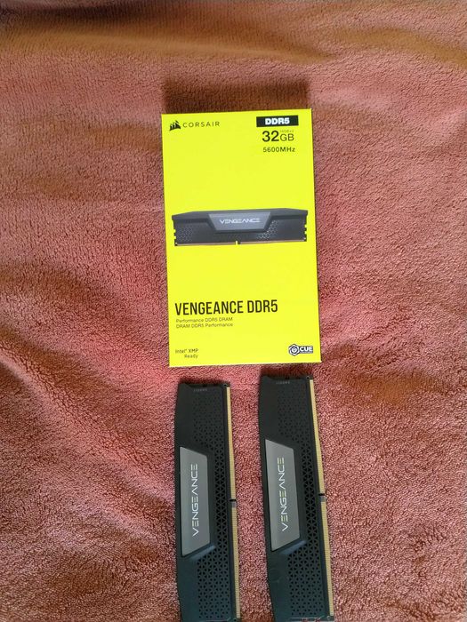 Vand Kit Memorie Corsair Vengeance 32GB (2x16GB) DDR5-5600C36