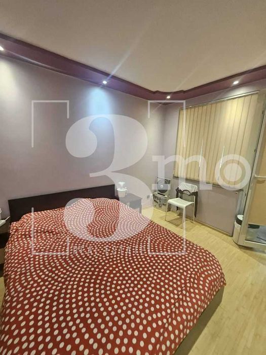 Продава се Двустаен апартамент в София, Дружба 2 - 74 кв.м за 2240 €/кв.м - Снимка #3