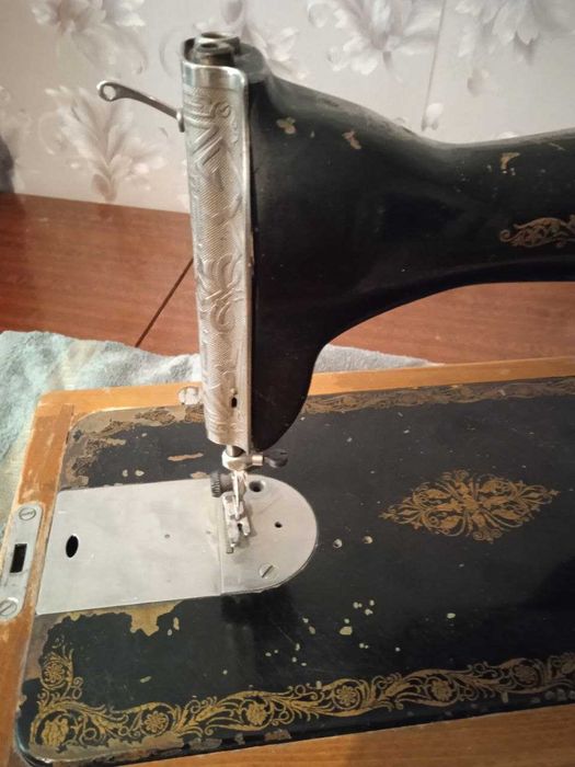 Швейная машина ручная