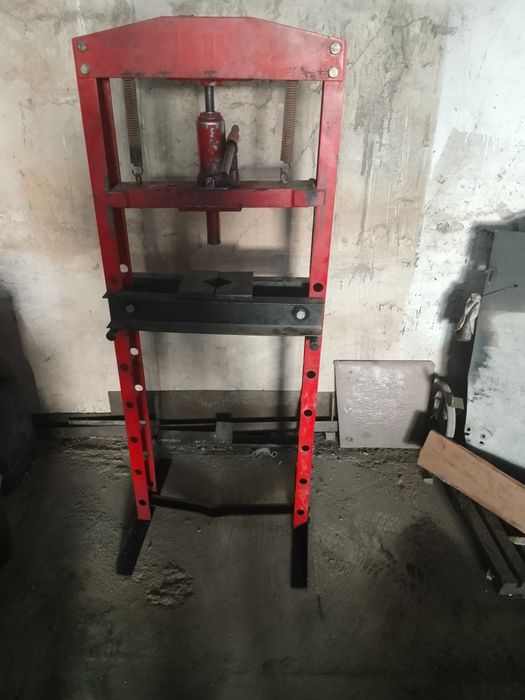 Продам пресс. Ручной