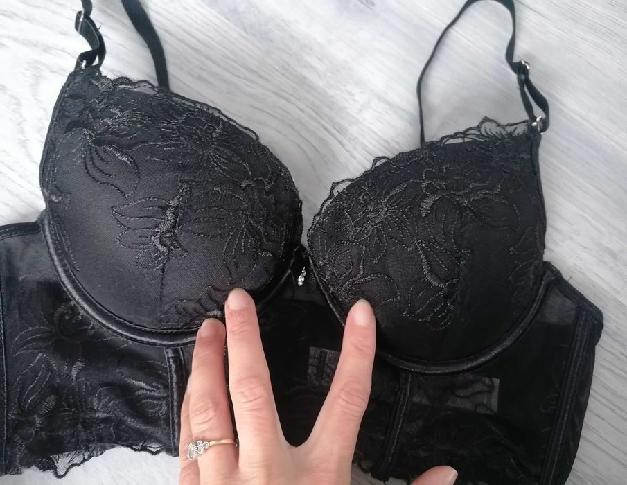 Sutien corset xs 34 90 A nou