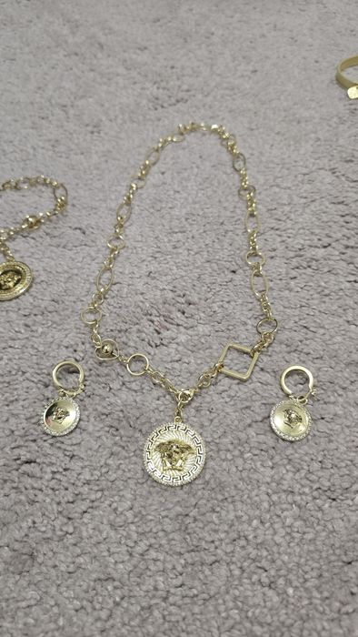 Set bijuterii Versace