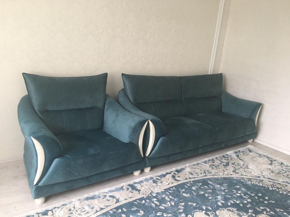 Продам Диван и кресло