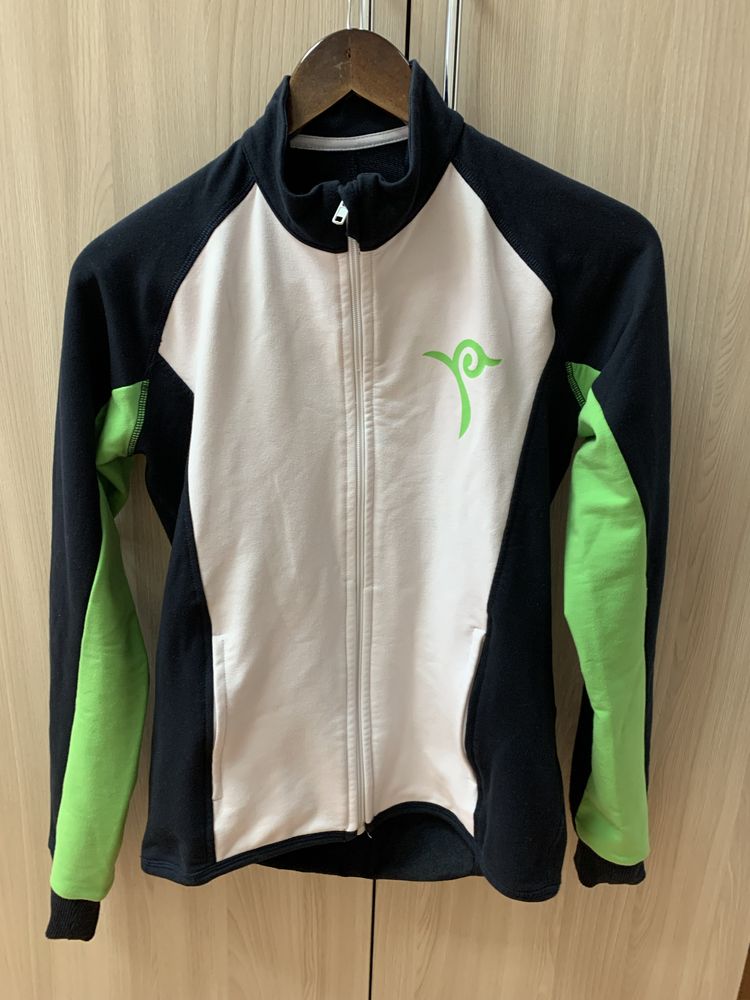 Продам школьную спортивную кофту НИШ