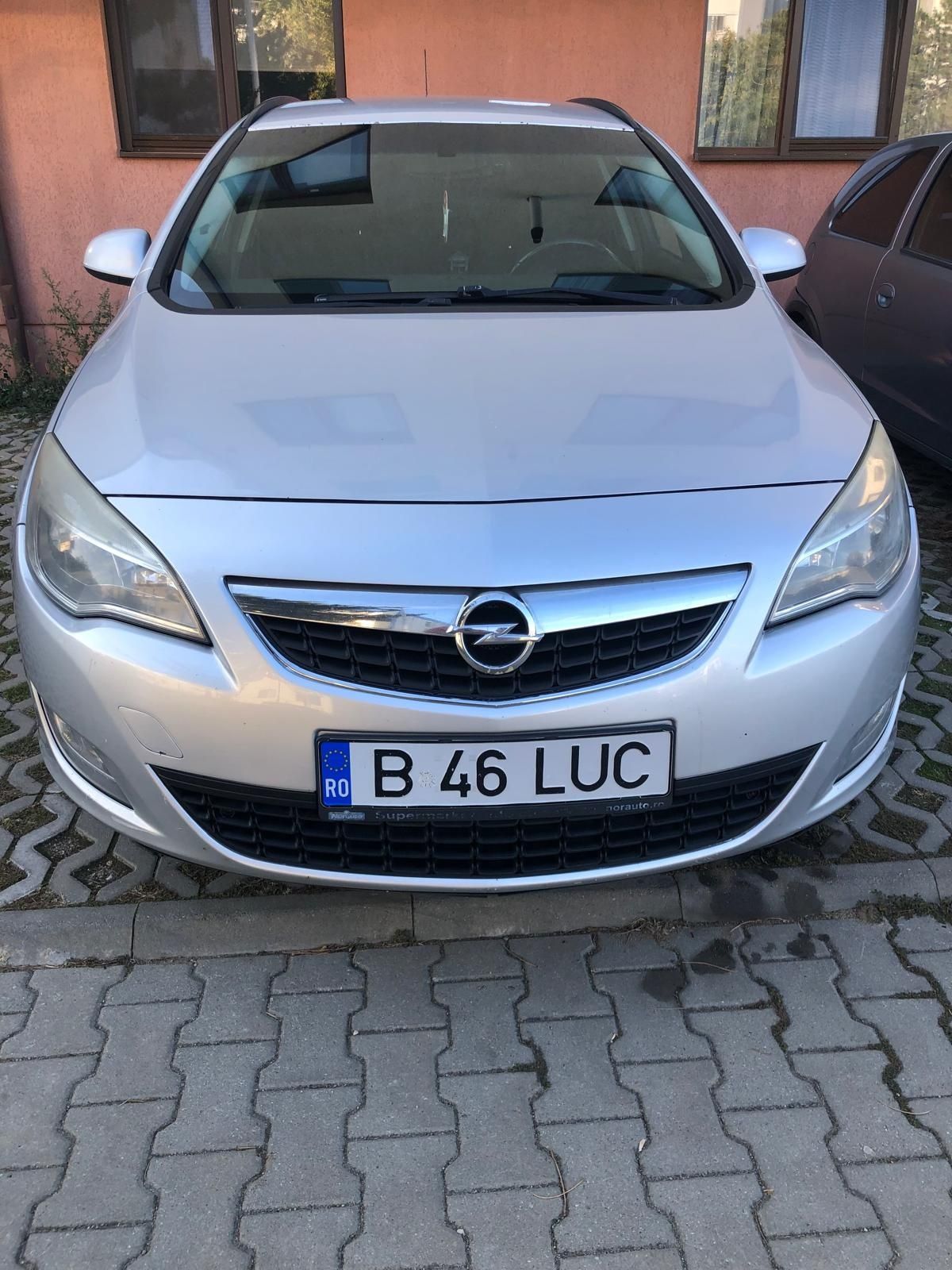 Opel Astra j 1.7 cdti 2011