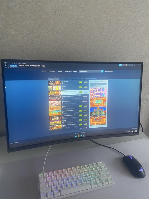 Монитор Игровой изогнутый 27" Samsung 2560x1440 16:9 VA 144ГЦ (2К)