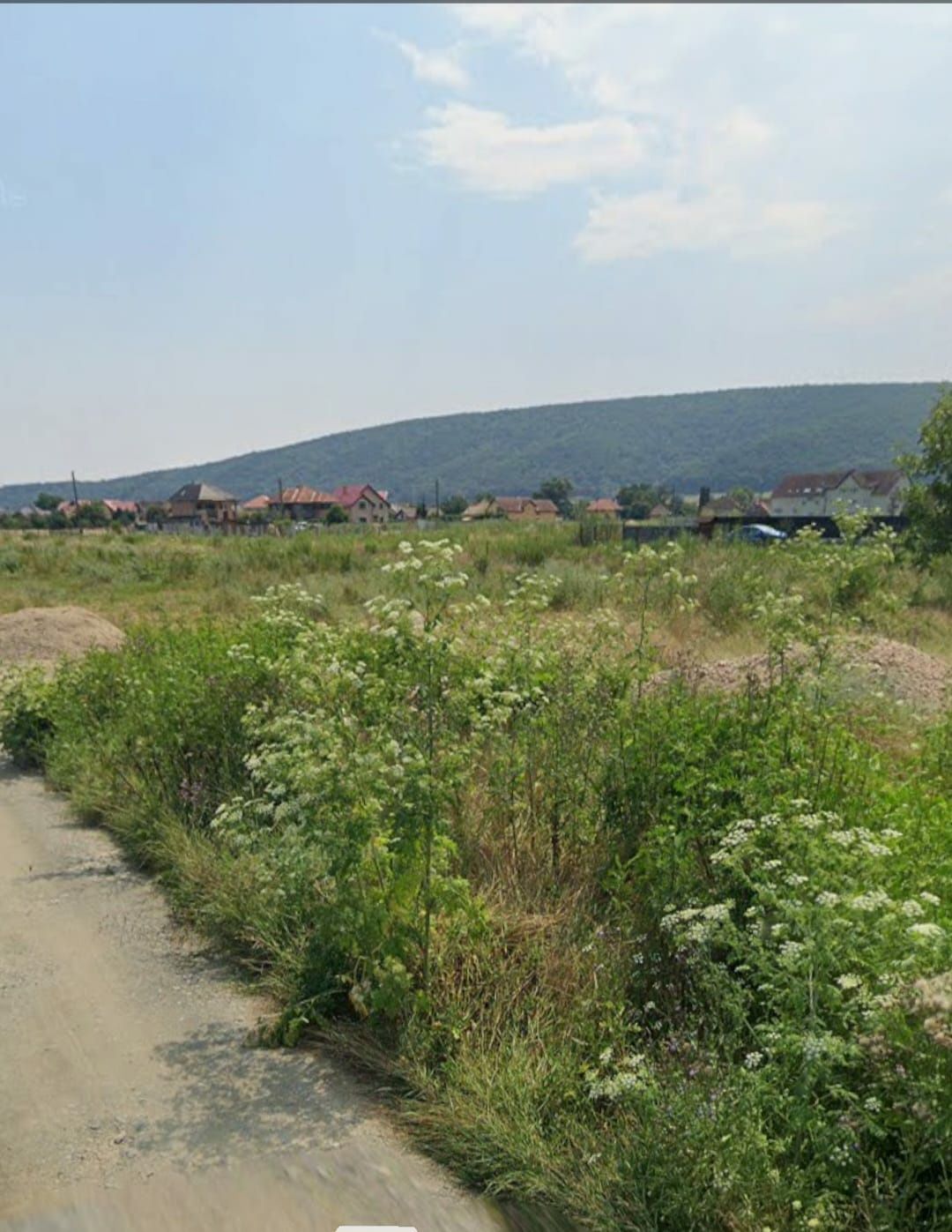 Teren de vânzare intravilan in Gilău pentru casă sau duplex.
