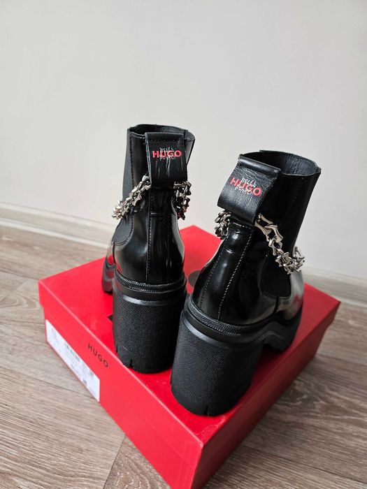 Дамски боти Hugo Boss