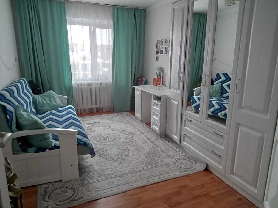 трехкомнатная квартира 6 школа