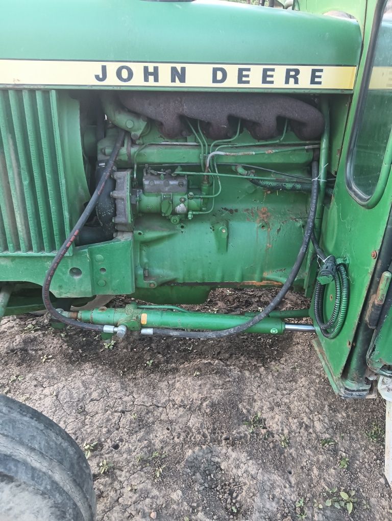 Vând  tractor John Deere