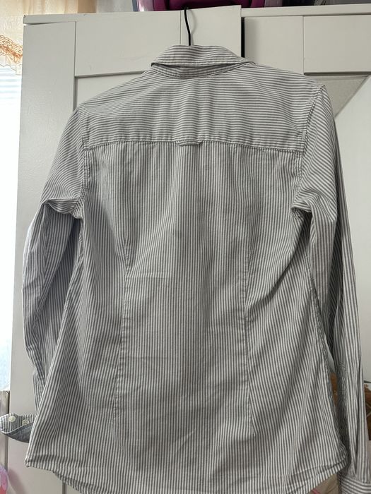 Gant- класическа вталена дамска Риза S размер