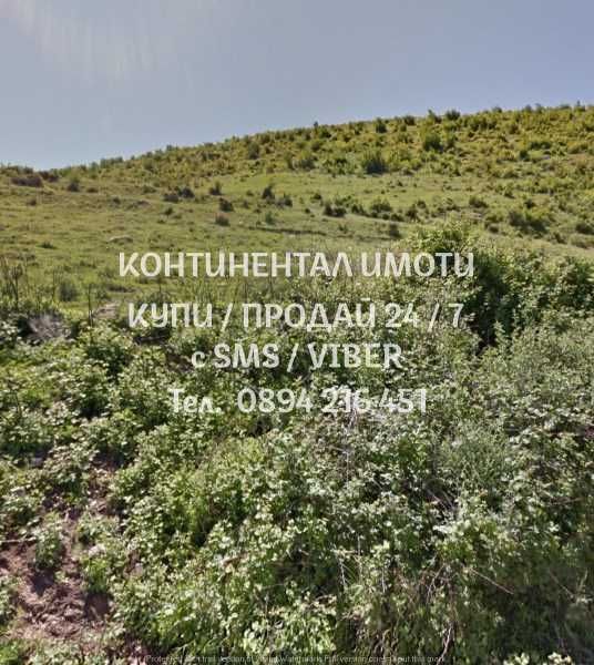 кодг 62614. Панорамна нива 2200м2, на около 300м от къщи, ток и вода