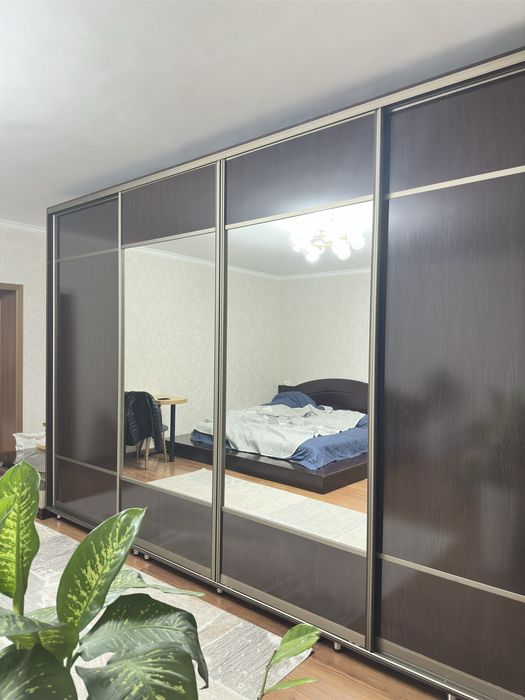 Спальний гарнитур