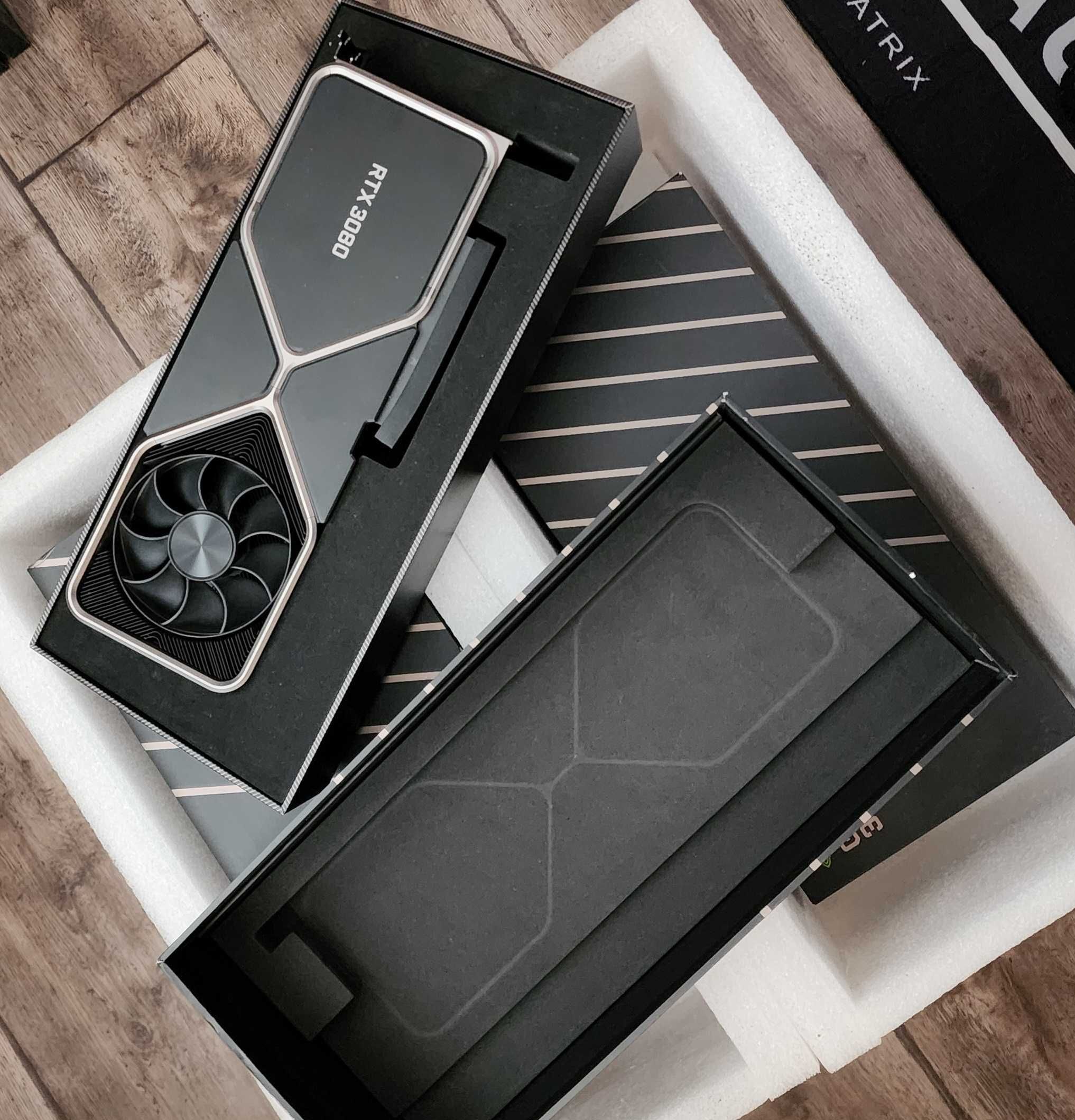 Bitcoin  Mining Rig 4-RTX 3080 10GB Founders edition 4900лв