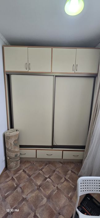 Продам шкаф гардеробный