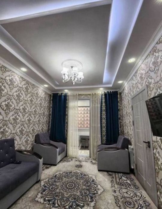 Срочно!Квартира на Чиланзар 8 квартал 2*3/2/4 общ пл 45м с обстановкой